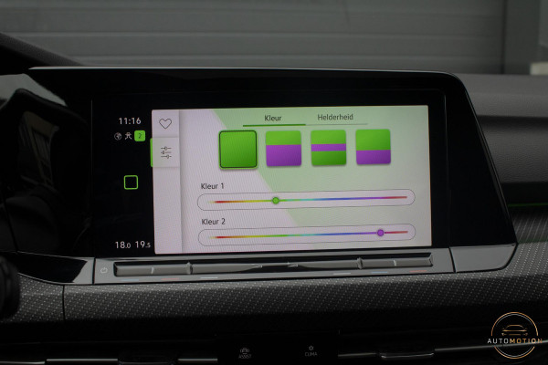 Volkswagen Golf 1.5 eTSI R-Line Business+ PANO CAMERA ACC CARPLAY