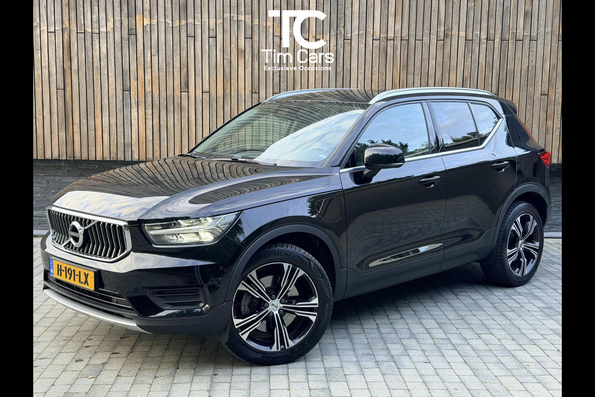 Volvo XC40 1.5 T5 Twin Engine Inscription Automaat | Leren bekleding | LED verlichting | Stoelverwarming | Getint glas | 19 inch lichtmetal