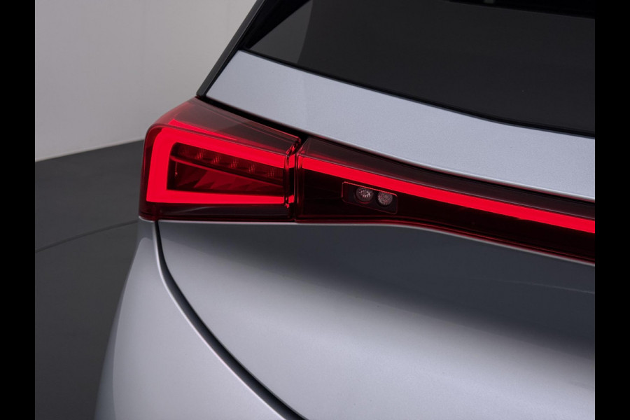 CUPRA Born Business 62 kWh ELEK. STOEL MET MASSAGE| STUURWIELVERWARMING | RONDOMZICHT CAMERA| ADAPTIVE CRUISE CONTROL| DODE HOEK SENSOR| REEDS RIJKLAAR GEMAAKT, GELEVERD INCL. 12 MND BOVAG GARANTIE