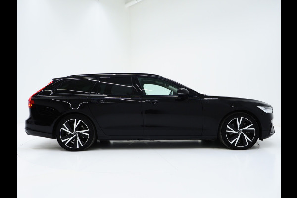 Volvo V90 2.0 T6 Plug-in hybrid AWD Plus Dark Long Range | Pilot Assist | Leder | Harman/Kardon | Trekhaak | Camera | BLIS | Keyless | Carplay