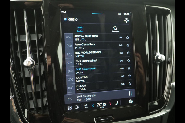 Volvo V90 2.0 T6 Plug-in hybrid AWD Plus Dark Long Range | Pilot Assist | Leder | Harman/Kardon | Trekhaak | Camera | BLIS | Keyless | Carplay