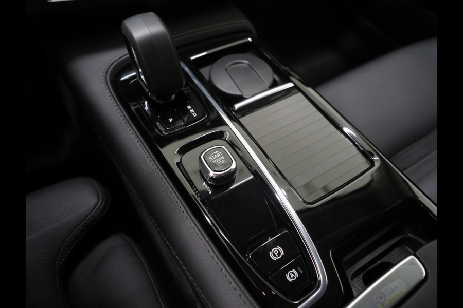Volvo V90 2.0 T6 Plug-in hybrid AWD Plus Dark Long Range | Pilot Assist | Leder | Harman/Kardon | Trekhaak | Camera | BLIS | Keyless | Carplay