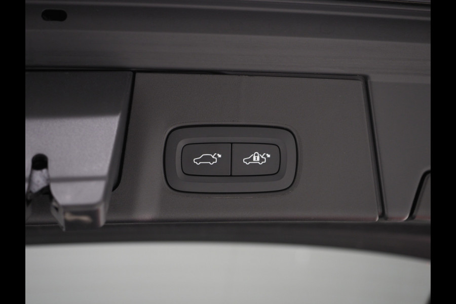 Volvo V90 2.0 T6 Plug-in hybrid AWD Plus Dark Long Range | Pilot Assist | Leder | Harman/Kardon | Trekhaak | Camera | BLIS | Keyless | Carplay