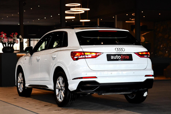 Audi Q3 45 TFSI e 3x S-Line. Pano, ACC, Dodehoek, Lane assist!