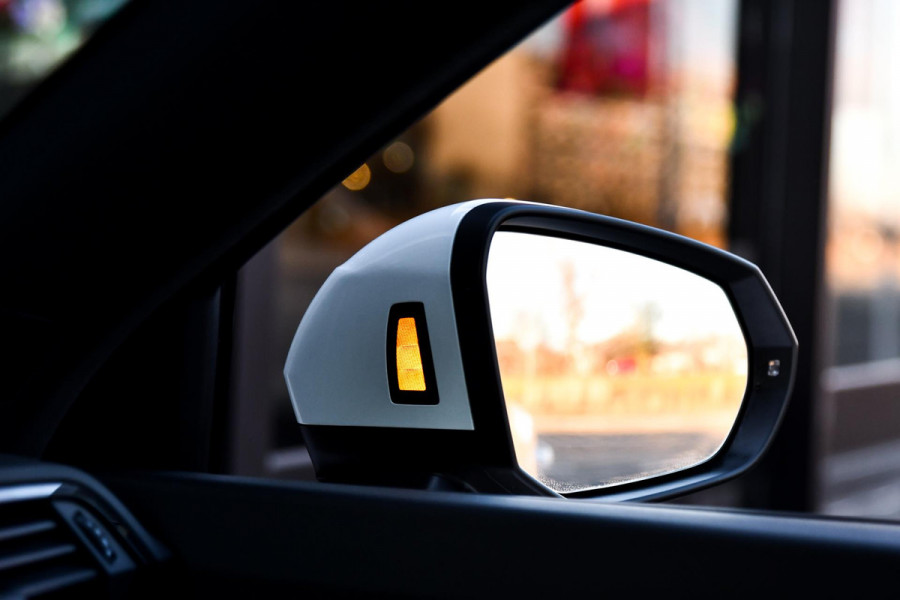 Audi Q3 45 TFSI e 3x S-Line. Pano, ACC, Dodehoek, Lane assist!