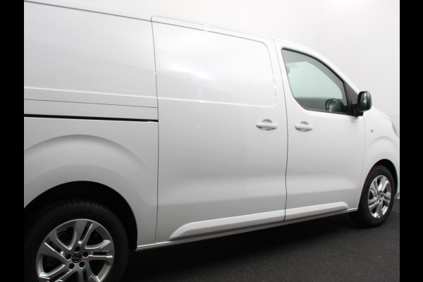 Opel Vivaro 2.0 Diesel 180 S&S L3 Automaat Apple Carplay /  Android Auto Parkeersensoren V+A Trekhaak Camera Navigatie Cruise Control LED koplampen houten afwerking laadruimte