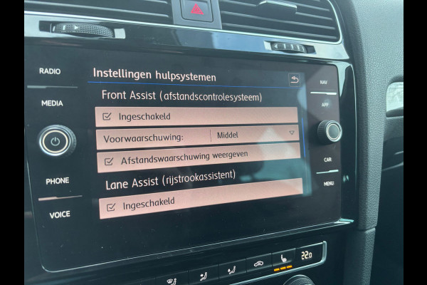 Volkswagen Golf Variant 1.0 TSI Highline | Stoelverwarming | Parkeer Sensoren | Adaptive Cruise