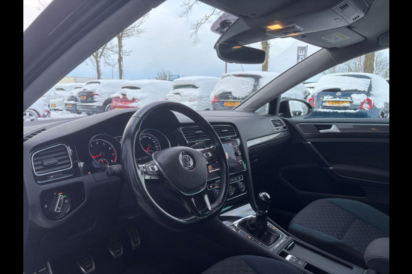 Volkswagen Golf Variant 1.0 TSI Highline | Stoelverwarming | Parkeer Sensoren | Adaptive Cruise