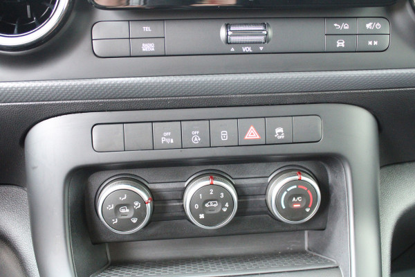 Mercedes-Benz Citan 113 L1 / Benzine / Schuifdeur / 9.000 km / Apple Carplay / NIEUWSTAAT