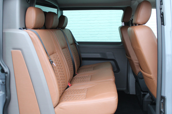 Volkswagen Transporter 2.0 TDI / Aut / L2H1 / 30 / DC / BULLI / Leer / Camera / Vol Opties / NIEUWSTAAT