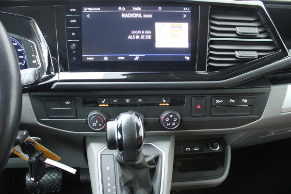 Volkswagen Transporter 2.0 TDI / Aut / L2H1 / 30 / DC / BULLI / Leer / Camera / Vol Opties / NIEUWSTAAT