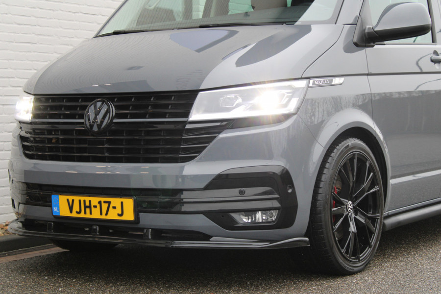 Volkswagen Transporter 2.0 TDI / Aut / L2H1 / 30 / DC / BULLI / Leer / Camera / Vol Opties / NIEUWSTAAT