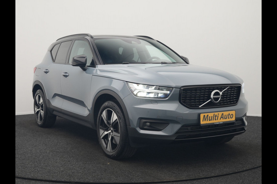 Volvo XC40 T5 Recharge R-Design Plug In Hybrid 262pk Dealer O.H. PHEV | Trekhaak Af Fabriek | Camera | Alcantara Sportstoelen Memory & Verwarmd | Stuur Verwarmd | Apple Carplay | Keyless | Virtual | Cruise Control | Navigatie | DAB |