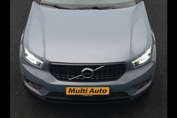 Volvo XC40 T5 Recharge R-Design Plug In Hybrid 262pk Dealer O.H. PHEV | Trekhaak Af Fabriek | Camera | Alcantara Sportstoelen Memory & Verwarmd | Stuur Verwarmd | Apple Carplay | Keyless | Virtual | Cruise Control | Navigatie | DAB |