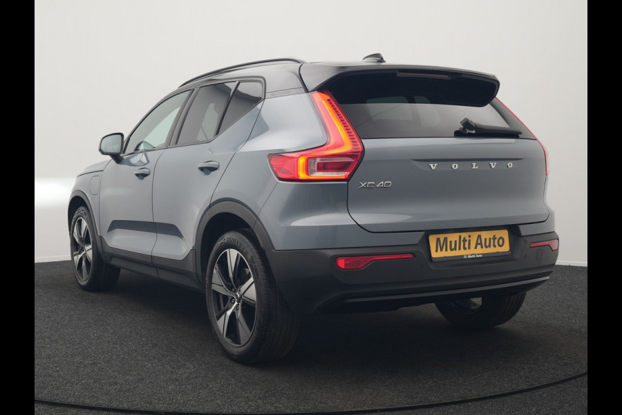 Volvo XC40 T5 Recharge R-Design Plug In Hybrid 262pk Dealer O.H. PHEV | Trekhaak Af Fabriek | Camera | Alcantara Sportstoelen Memory & Verwarmd | Stuur Verwarmd | Apple Carplay | Keyless | Virtual | Cruise Control | Navigatie | DAB |
