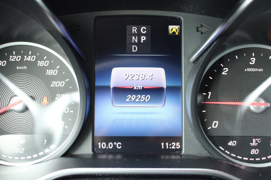 Mercedes-Benz V-Klasse 250d / Aut / XXL / DC / Burmester / 360 Camera / 2x Elec Schuifdeur / Vol Opties / NIEUWSTAAT