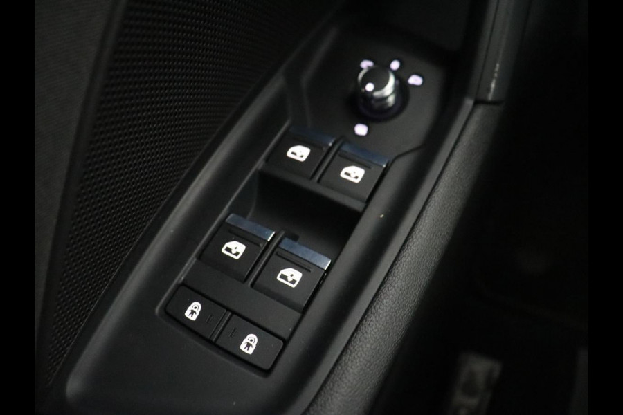 Audi A3 30 TFSI Pro Line | Carplay | Full LED | Climate control | Cruise control | Audi Sound | Bluetooth | Parkeerhulp