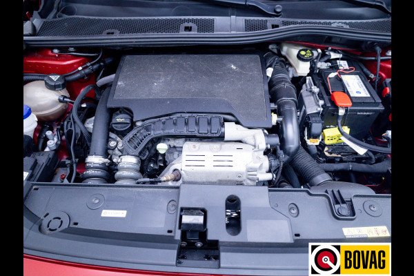 Opel Corsa 1.2 GS Line | Panoramadak | Stoel- & Stuurverwarming | Climate-control | Navigatie, Apple carplay, Android auto, Led, All season banden