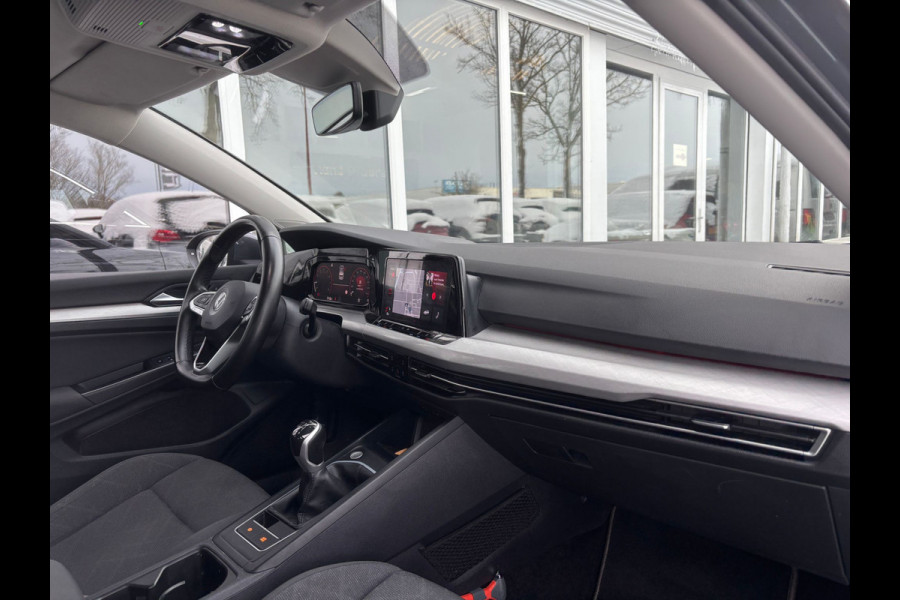 Volkswagen Golf 1.5 TSI Life | Stuur Verwarming | Sfeer Verlichting | Adaptive Cruise | Lane Assist