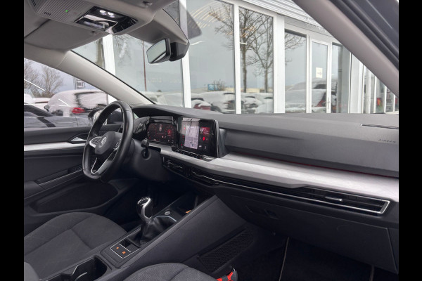 Volkswagen Golf 1.5 TSI Life | Stuur Verwarming | Sfeer Verlichting | Adaptive Cruise | Lane Assist