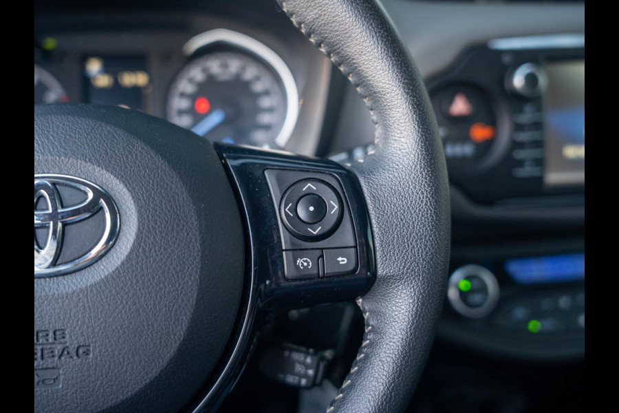 Toyota Yaris 1.5 VVT-i Active AUTOMAAT / Camera / Climate control / Cruise control