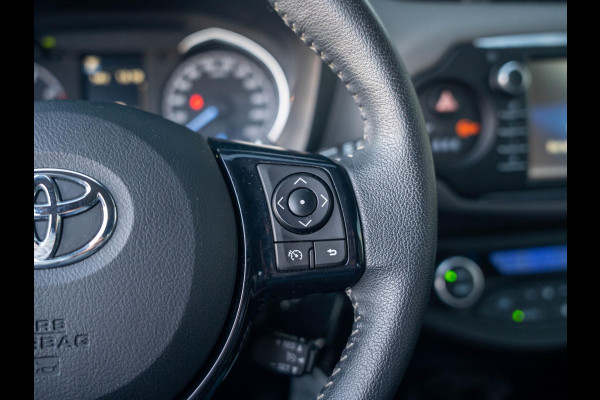 Toyota Yaris 1.5 VVT-i Active AUTOMAAT / Camera / Climate control / Cruise control