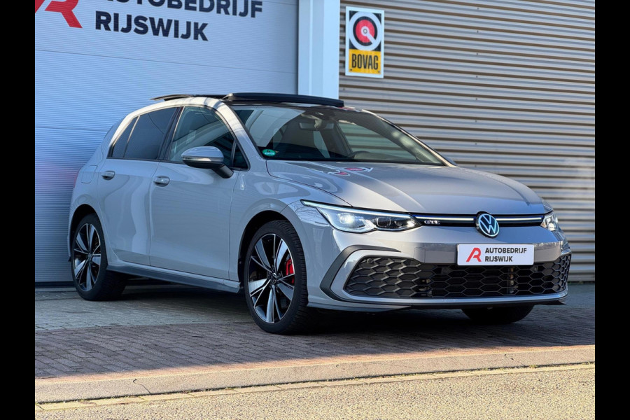 Volkswagen Golf 1.4 eHybrid GTE Pano/Sfeer/Navi/BTW!