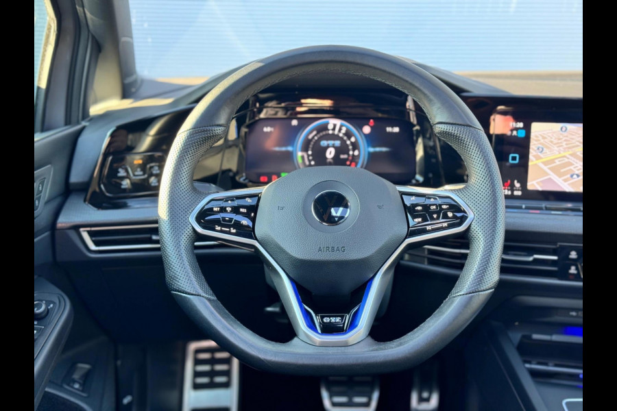 Volkswagen Golf 1.4 eHybrid GTE Pano/Sfeer/Navi/BTW!