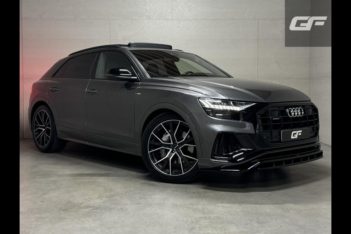 Audi Q8 55 TFSI Quattro S-Line Black Edition RS-Seats Pano