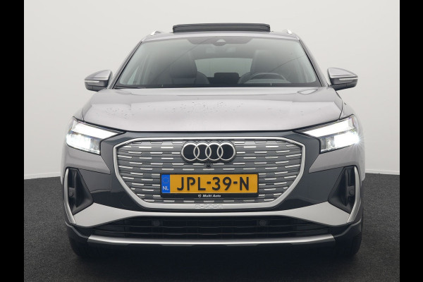 Audi Q4 e-tron 50 quattro S-Line 77 kWh 299pk Dealer O.H. Incl. BTW | Panodak | SOH 93,2% | Lederen Sportstoelen Verwarmd | 20"L.M  | Navigatie | Cruise Control | Virtual | DAB | Taifungrau Metallic |