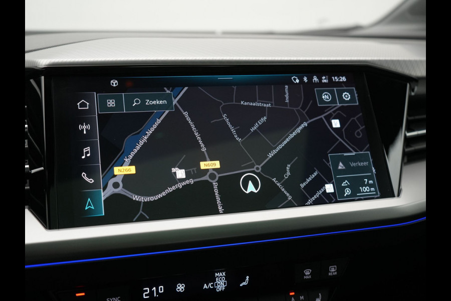 Audi Q4 e-tron 50 quattro S-Line 77 kWh 299pk Dealer O.H. Incl. BTW | Panodak | SOH 93,2% | Lederen Sportstoelen Verwarmd | 20"L.M  | Navigatie | Cruise Control | Virtual | DAB | Taifungrau Metallic |