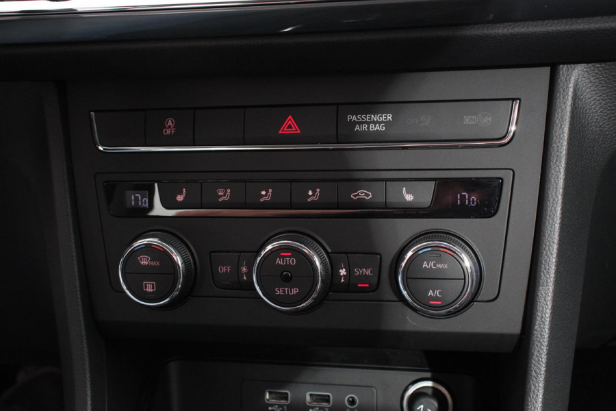 Seat Ateca 1.5 TSI 150 pk DSG Style | Navigatie | Apple Carplay/Android Auto | Climate Control | Parkeer sensoren | Inductief laden smartphone | Cruise Control