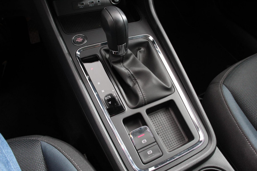 Seat Ateca 1.5 TSI 150 pk DSG Style | Navigatie | Apple Carplay/Android Auto | Climate Control | Parkeer sensoren | Inductief laden smartphone | Cruise Control