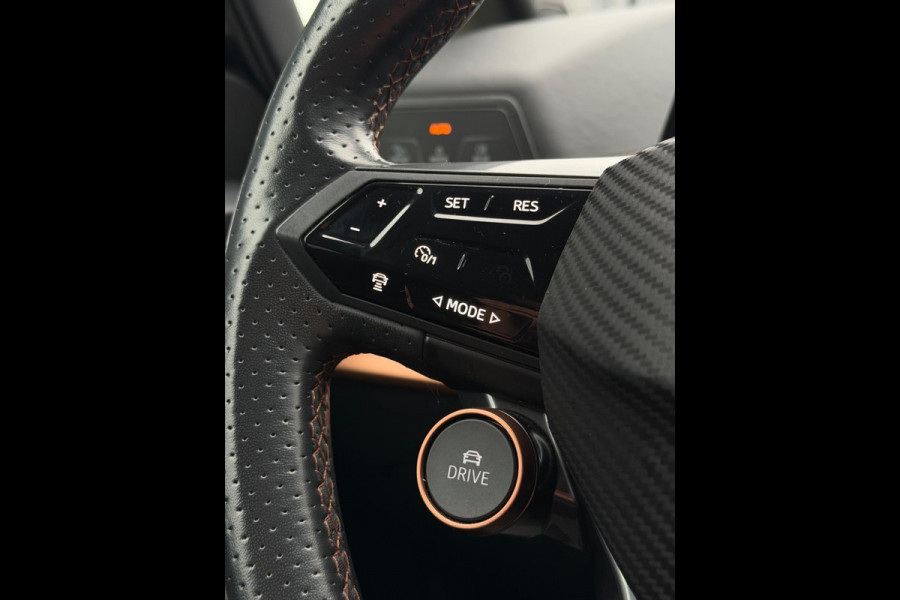 CUPRA Born Performance 82 kWh HuD Camera 231pk