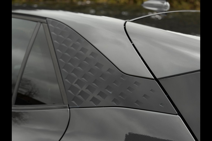 CUPRA Born Performance 82 kWh HuD Camera 231pk