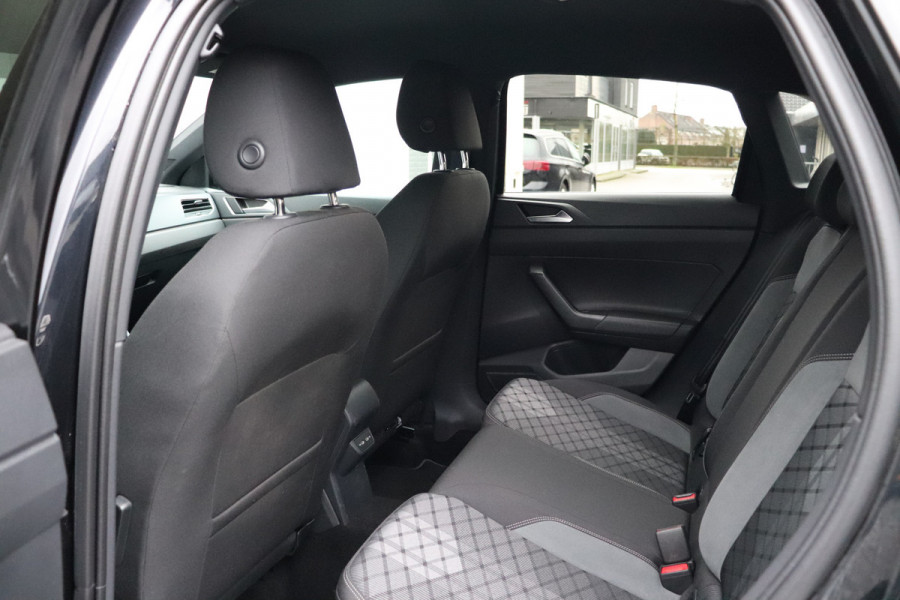 Volkswagen Taigo 1.0 TSI R-Line Business Trekhaak DSG