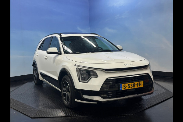 Kia Niro 1.6 GDi Hybrid DynamicPlusLine Pano, Trekhaak, Leer, Stuur/Stoelverwarming