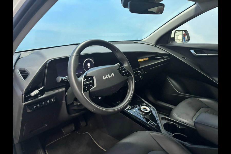 Kia Niro 1.6 GDi Hybrid DynamicPlusLine Pano, Trekhaak, Leer, Stuur/Stoelverwarming
