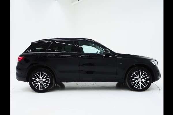 Mercedes-Benz GLC 300e 4MATIC Night Black | Stoelverwarming | Cruise | LED | PDC | Carplay | Climate