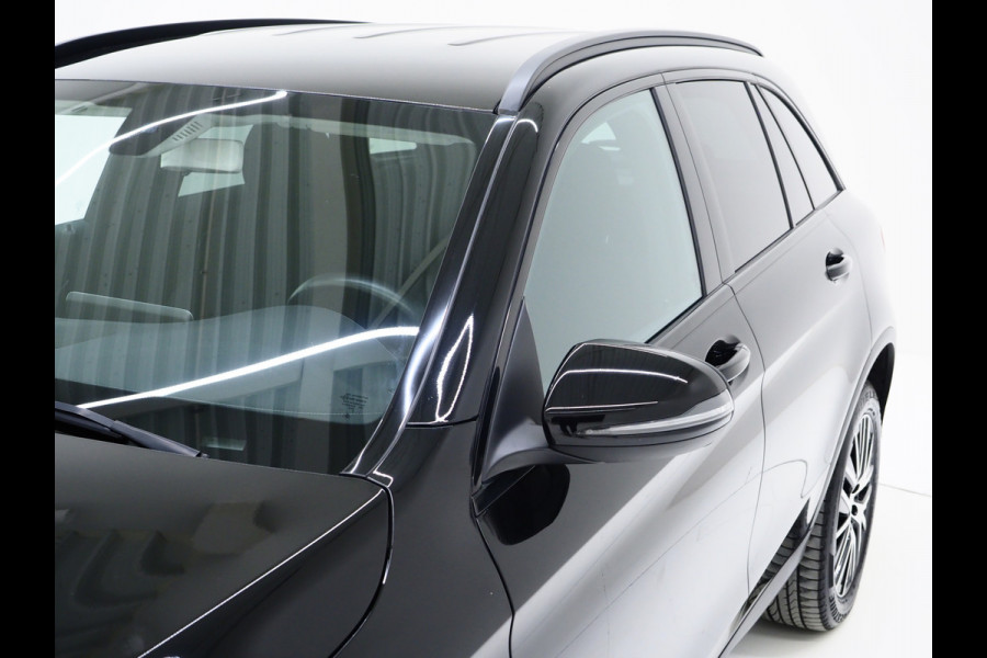 Mercedes-Benz GLC 300e 4MATIC Night Black | Stoelverwarming | Cruise | LED | PDC | Carplay | Climate