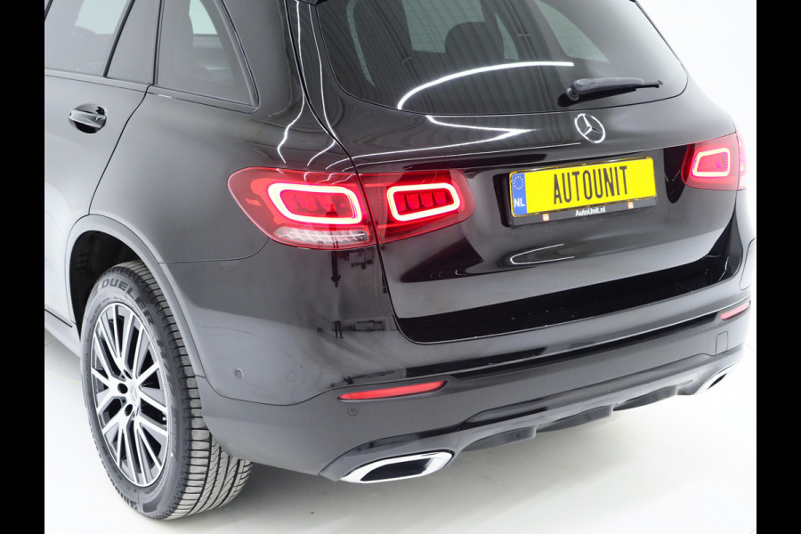 Mercedes-Benz GLC 300e 4MATIC Night Black | Stoelverwarming | Cruise | LED | PDC | Carplay | Climate