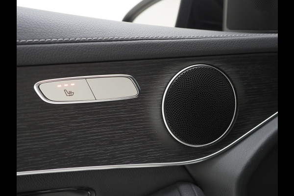 Mercedes-Benz GLC 300e 4MATIC Night Black | Stoelverwarming | Cruise | LED | PDC | Carplay | Climate