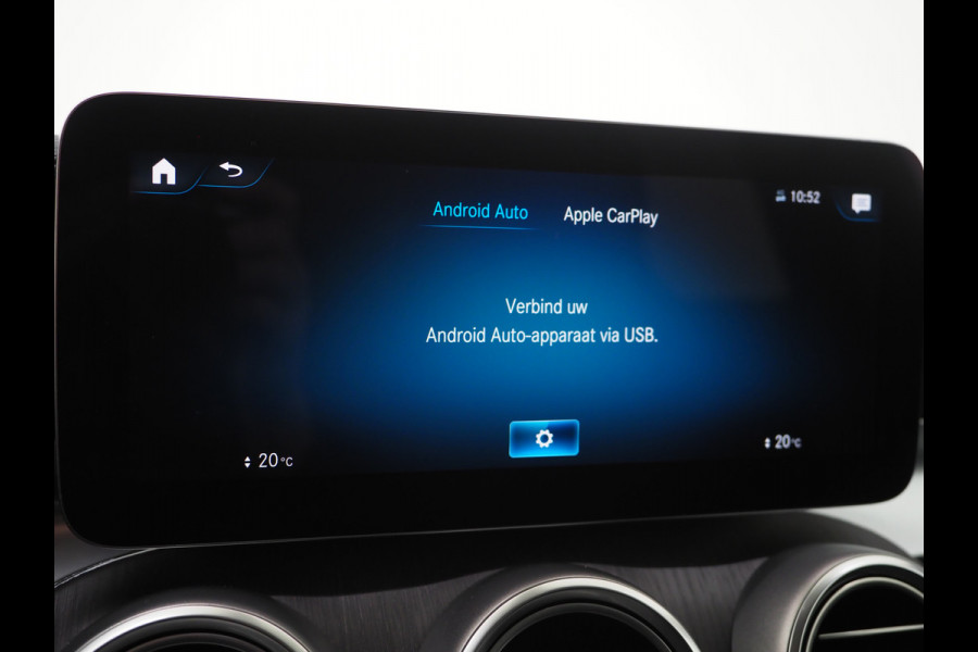 Mercedes-Benz GLC 300e 4MATIC Night Black | Stoelverwarming | Cruise | LED | PDC | Carplay | Climate