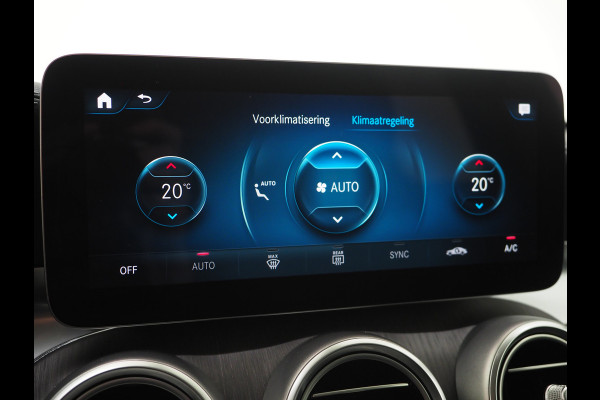 Mercedes-Benz GLC 300e 4MATIC Night Black | Stoelverwarming | Cruise | LED | PDC | Carplay | Climate