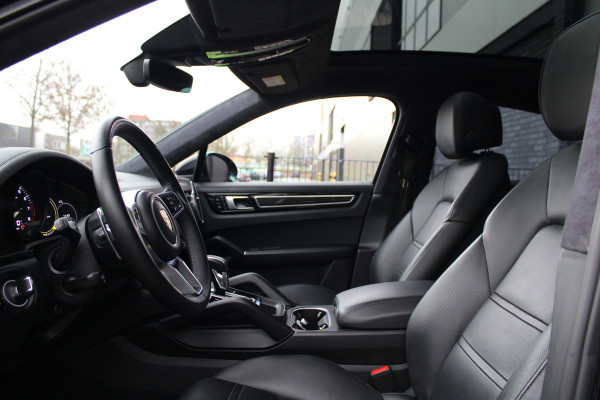 Porsche Cayenne Coupé 3.0 E-Hybrid | NAP | PANO | SOFT-CLOSE | PDCC | STOELKOELING | BOSE | MEMORY |