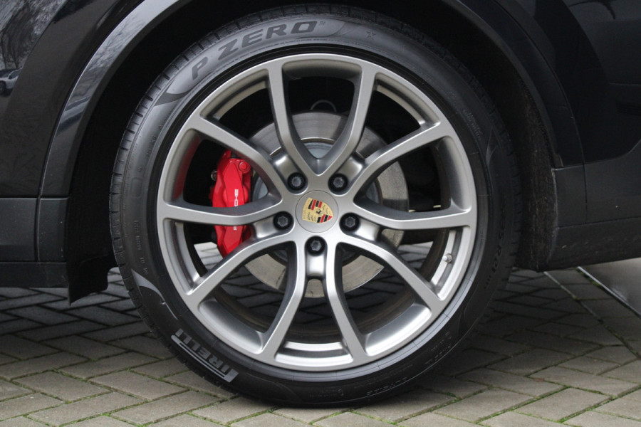 Porsche Cayenne Coupé 3.0 E-Hybrid | NAP | PANO | SOFT-CLOSE | PDCC | STOELKOELING | BOSE | MEMORY |