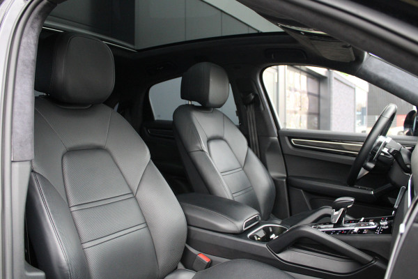 Porsche Cayenne Coupé 3.0 E-Hybrid | NAP | PANO | SOFT-CLOSE | PDCC | STOELKOELING | BOSE | MEMORY |