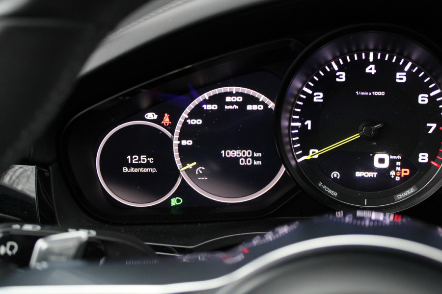 Porsche Cayenne Coupé 3.0 E-Hybrid | NAP | PANO | SOFT-CLOSE | PDCC | STOELKOELING | BOSE | MEMORY |