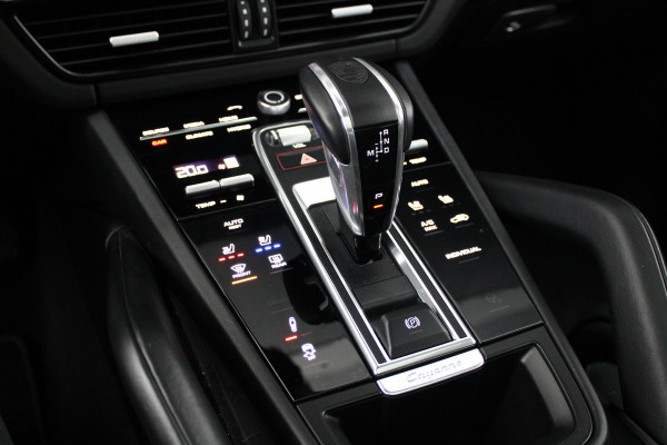 Porsche Cayenne Coupé 3.0 E-Hybrid | NAP | PANO | SOFT-CLOSE | PDCC | STOELKOELING | BOSE | MEMORY |