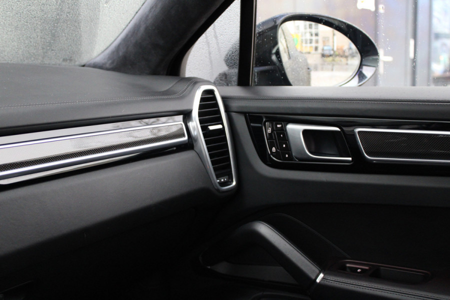 Porsche Cayenne Coupé 3.0 E-Hybrid | NAP | PANO | SOFT-CLOSE | PDCC | STOELKOELING | BOSE | MEMORY |